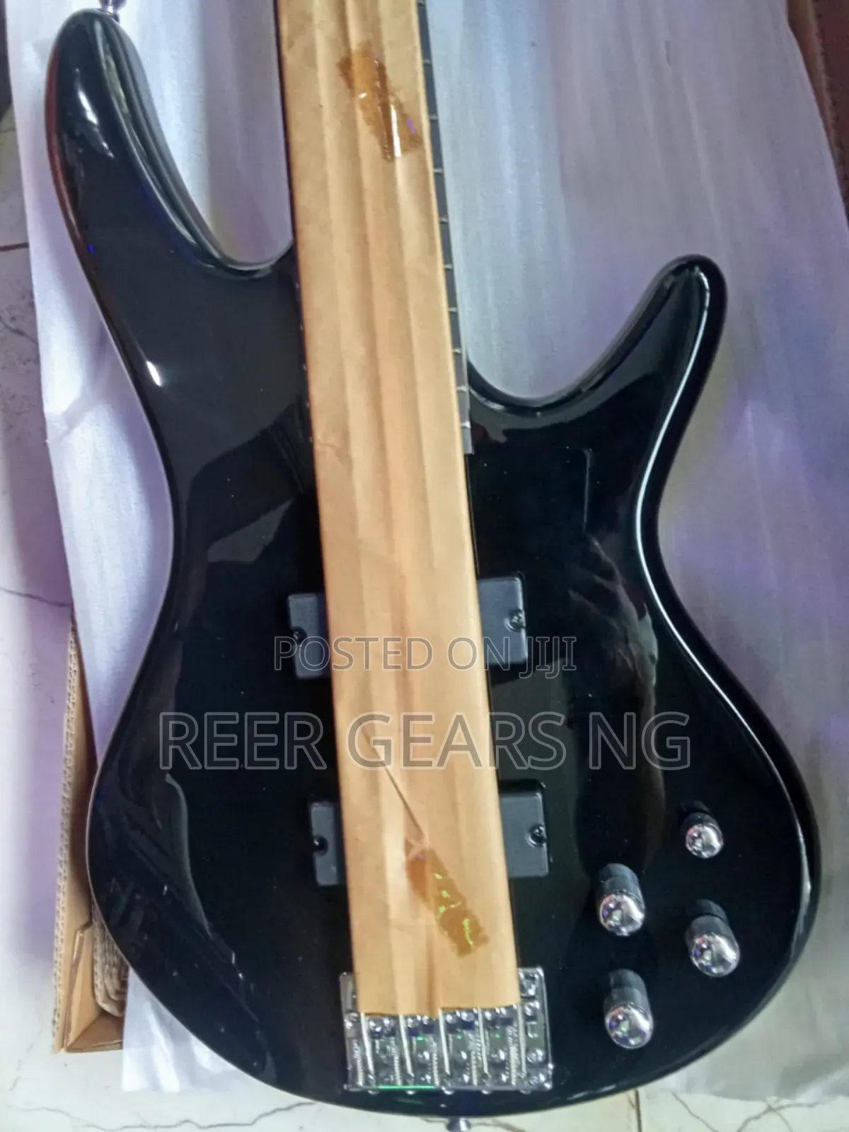Original Ibanez 205 Black 5 Strings Bass Active