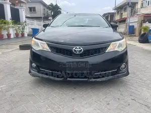 Toyota Camry SE 4dr Sedan (2.5L 4cyl 6A) 2013 Black
