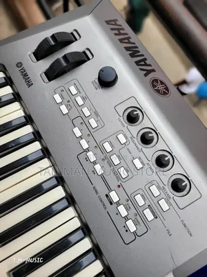 Yamaha Mm6 Music Synthesizer