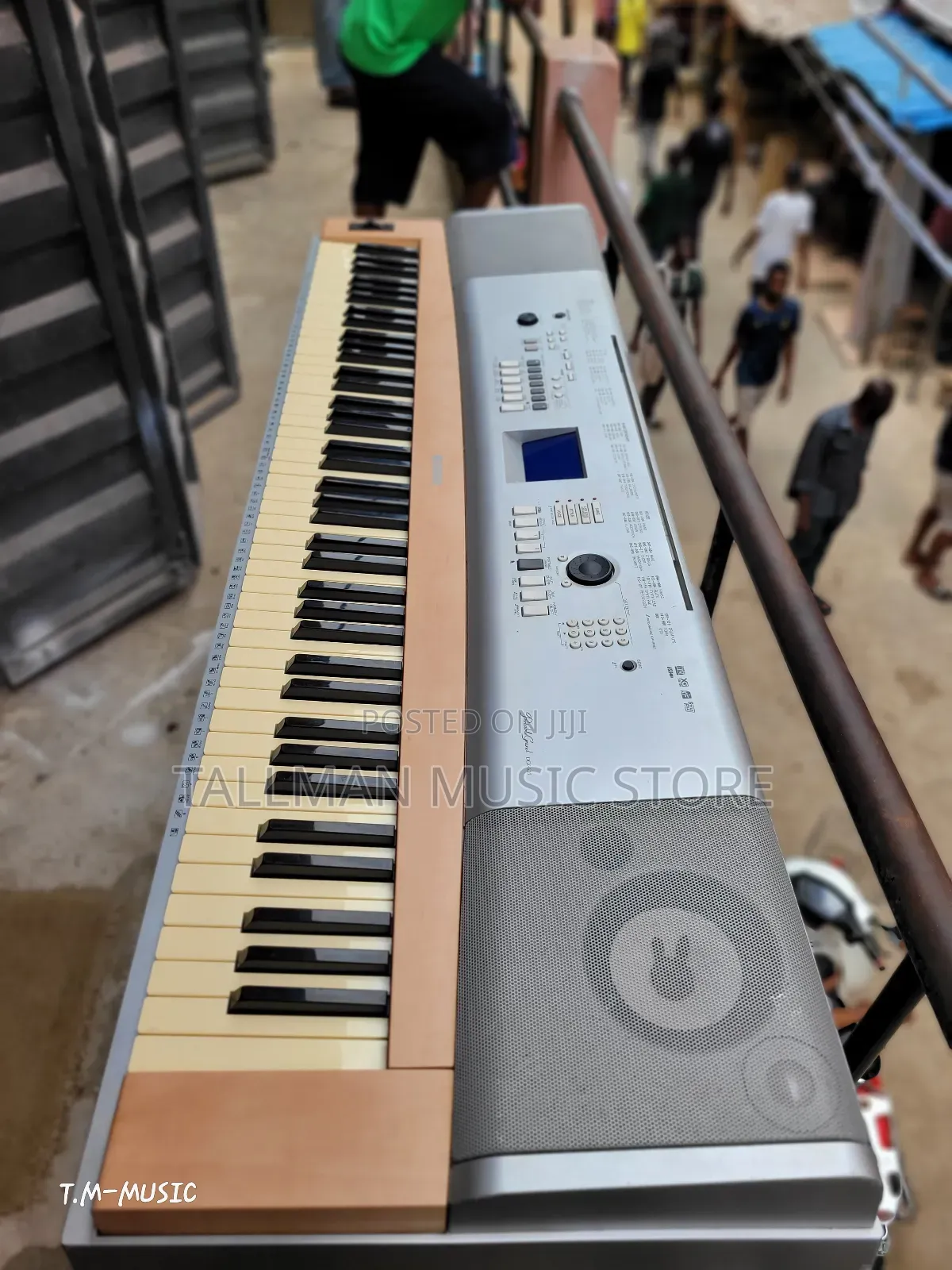 Yamaha DGX-620