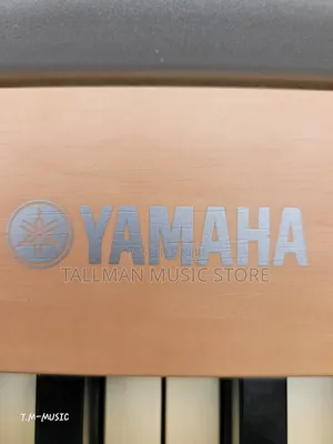 Yamaha DGX-620