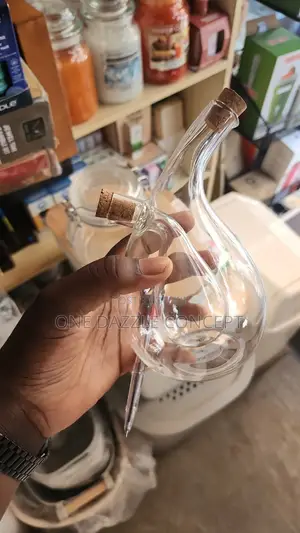Glass Jar /Olive Oil And Vinegar Dispenser