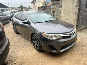 Toyota Camry L 4dr Sedan (2.5L 4cyl 6A) 2013 Gray