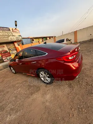 Hyundai Sonata Sport 4dr Sedan (2.4L 4cyl 6A) 2015 Red