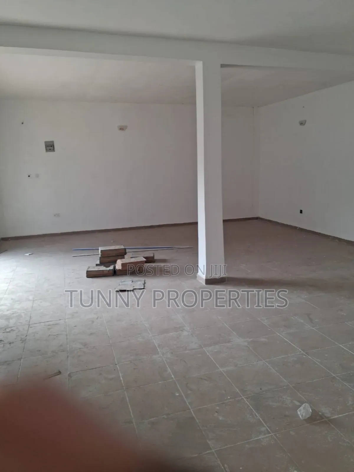 Mini Warehouse/Office Space to Let