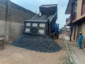 20tons of Granite and Sharp Sand