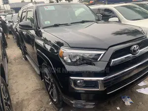 Toyota 4-Runner Limited 4X4 2013 Black