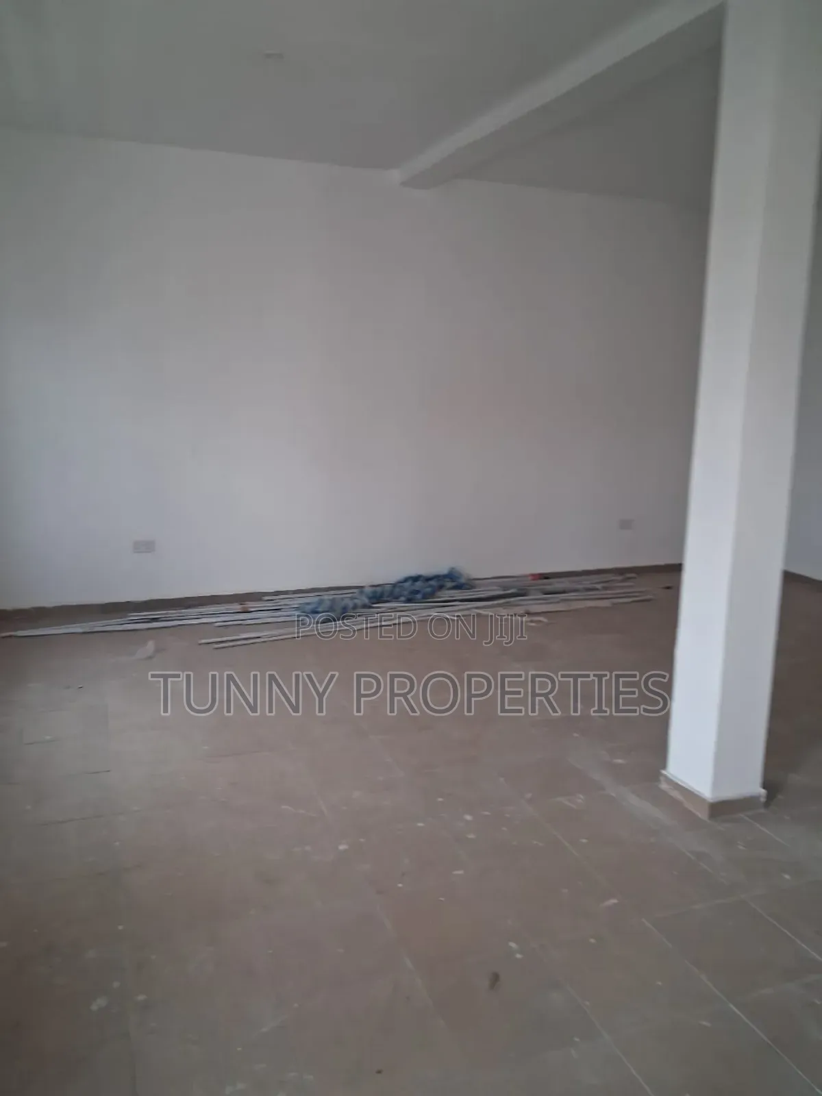 Mini Warehouse/Office Space to Let