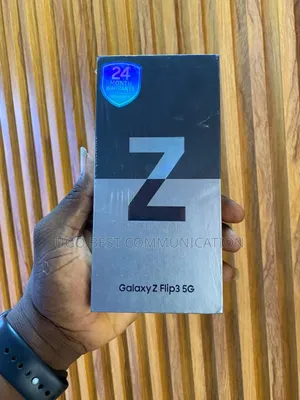 New Samsung Galaxy Z Flip3 5G 128 GB Black