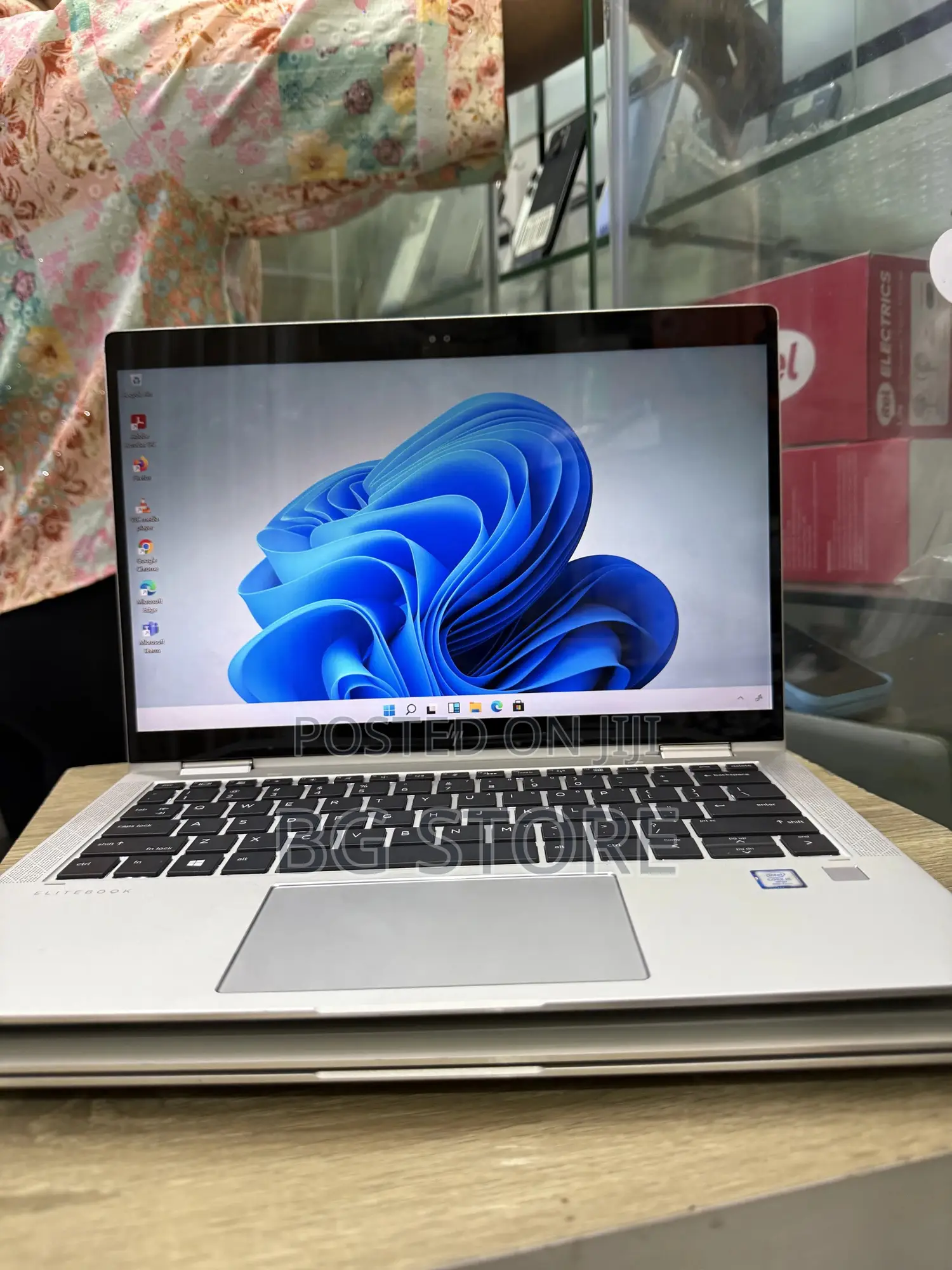 Laptop HP EliteBook 1030 8GB Intel Core i5 SSD 256GB