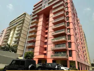 4bdrm Apartment in Banana Island for rent