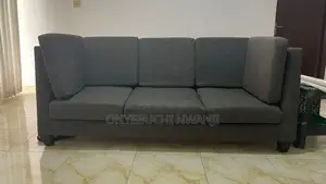 3 Sitter Chair