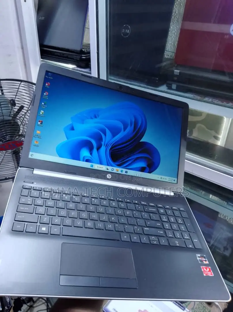 Laptop HP 8GB AMD Ryzen 5 SSD 128GB