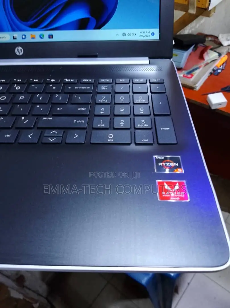 Laptop HP 8GB AMD Ryzen 5 SSD 128GB