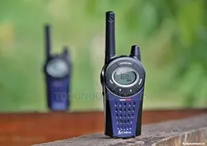 12 Km Cobra Mt975 Walkie Talkie 2 Two Way Pmr Radio Twin Pack