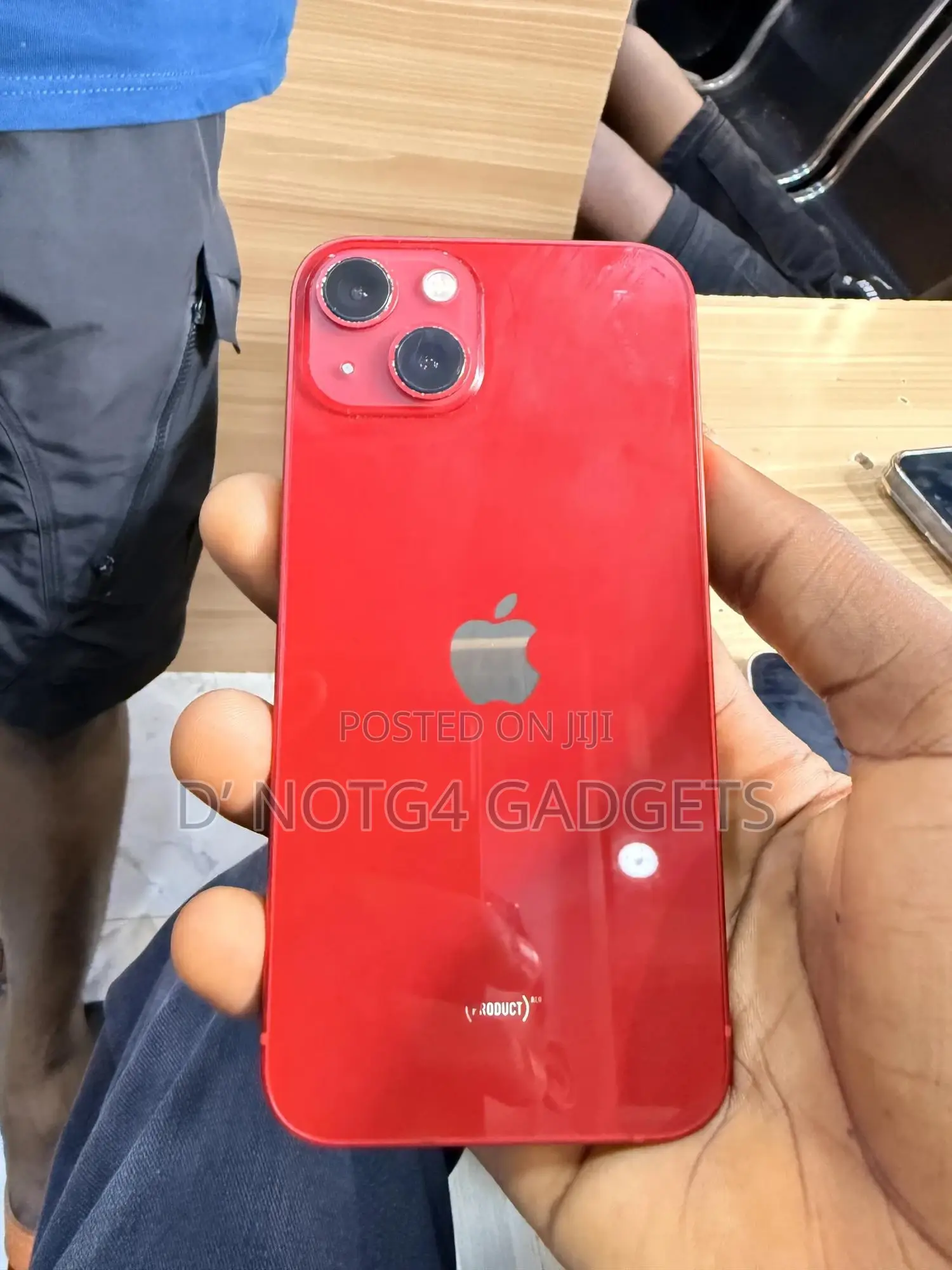 Apple iPhone 13 128 GB Red