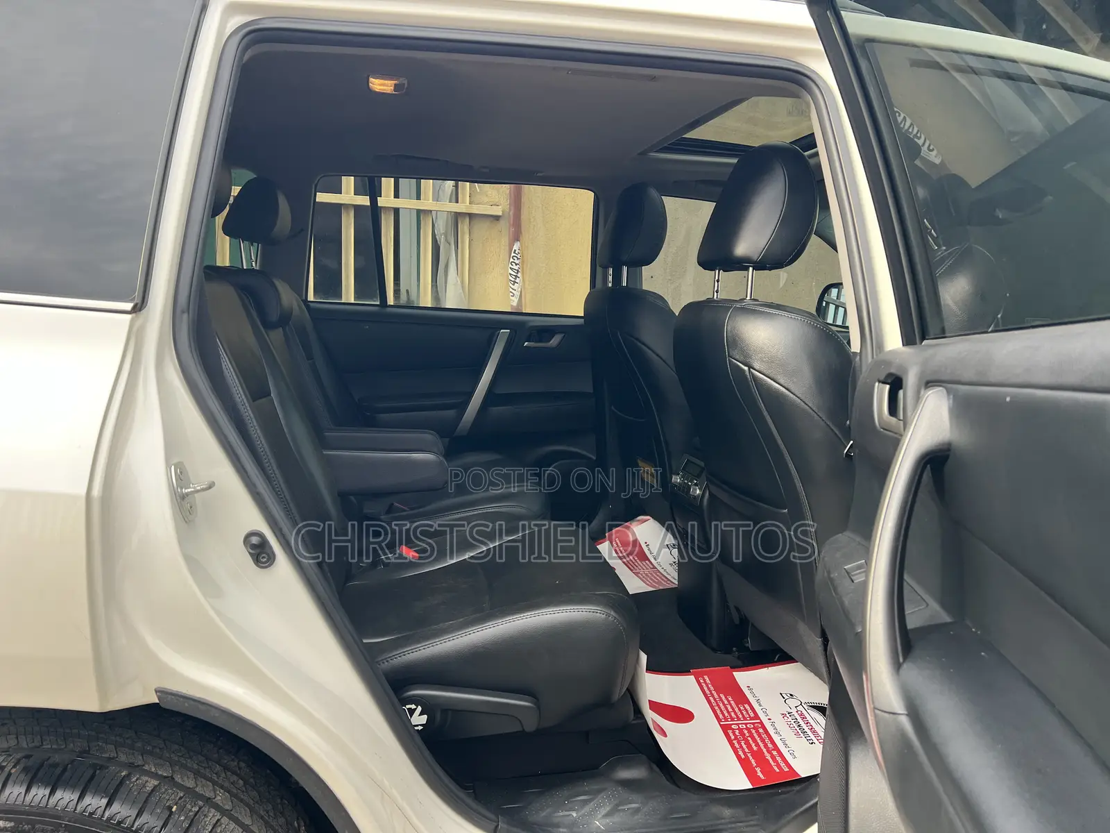 Toyota Highlander Limited 2012 White