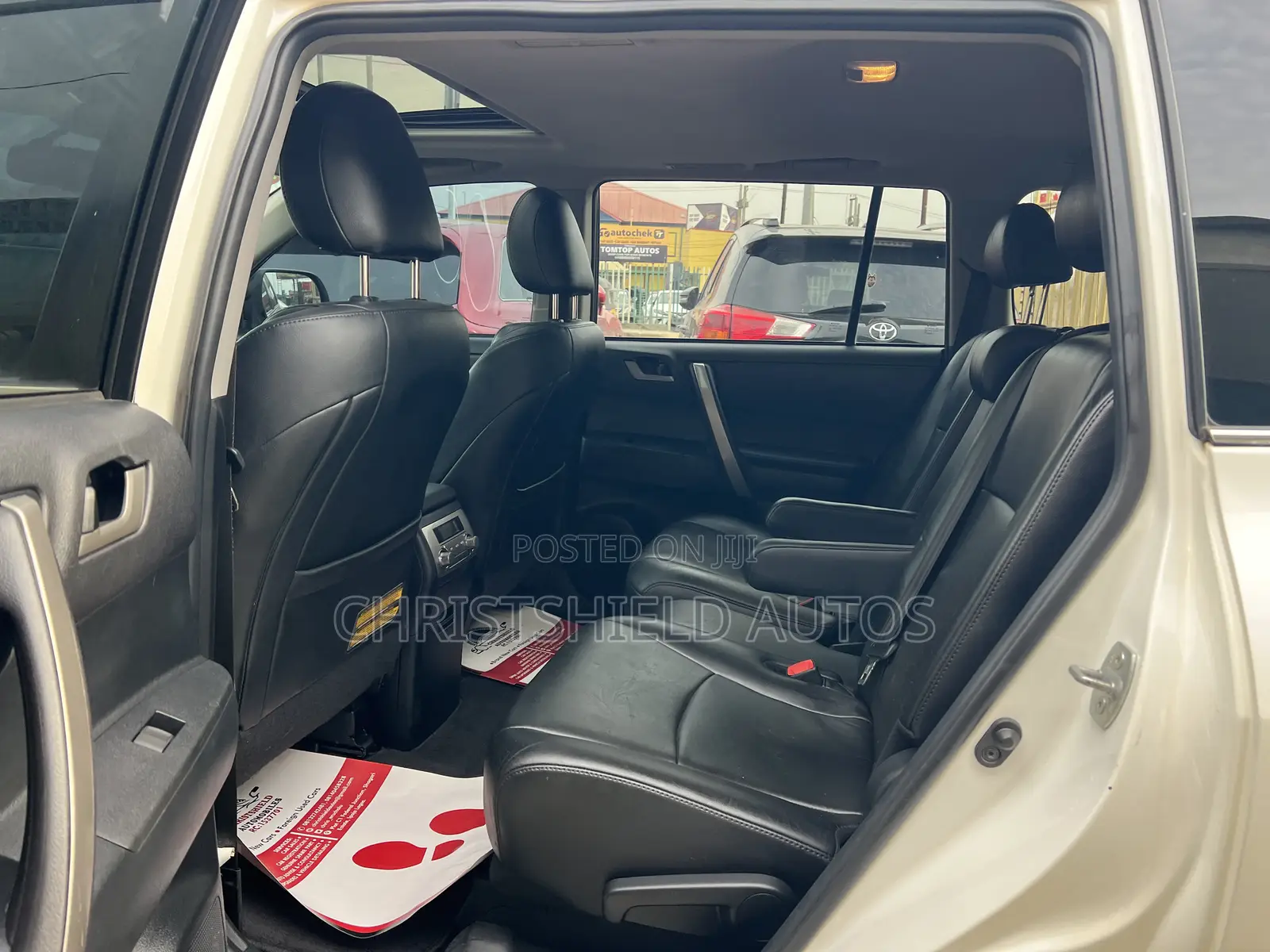 Toyota Highlander Limited 2012 White