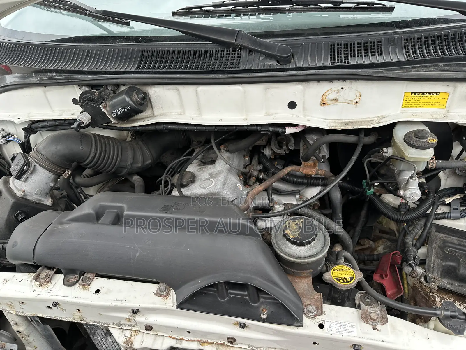 Toyota HiAce 2006 White