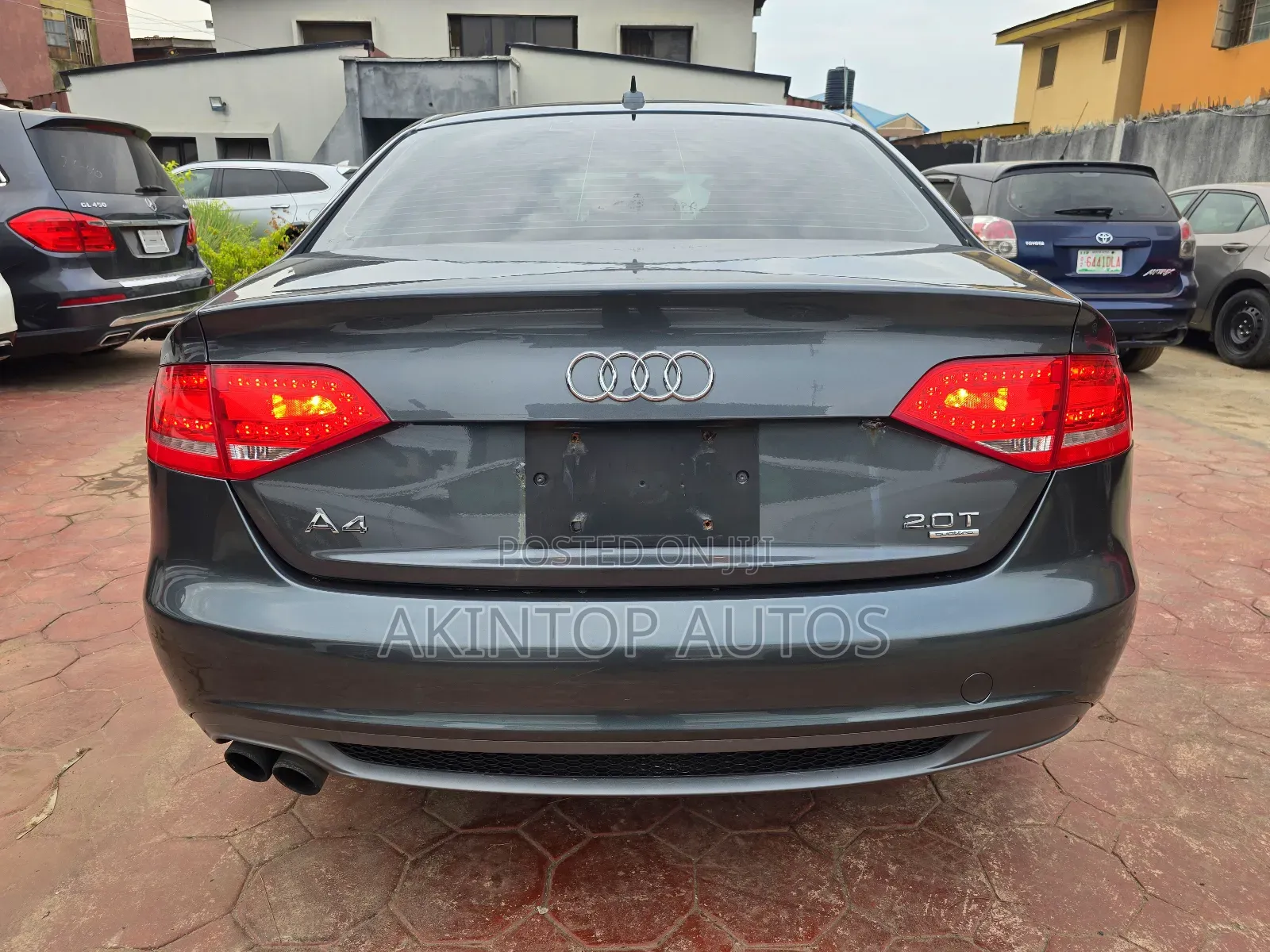 Audi A4 2.0T Premium Quattro Automatic 2011 Gray