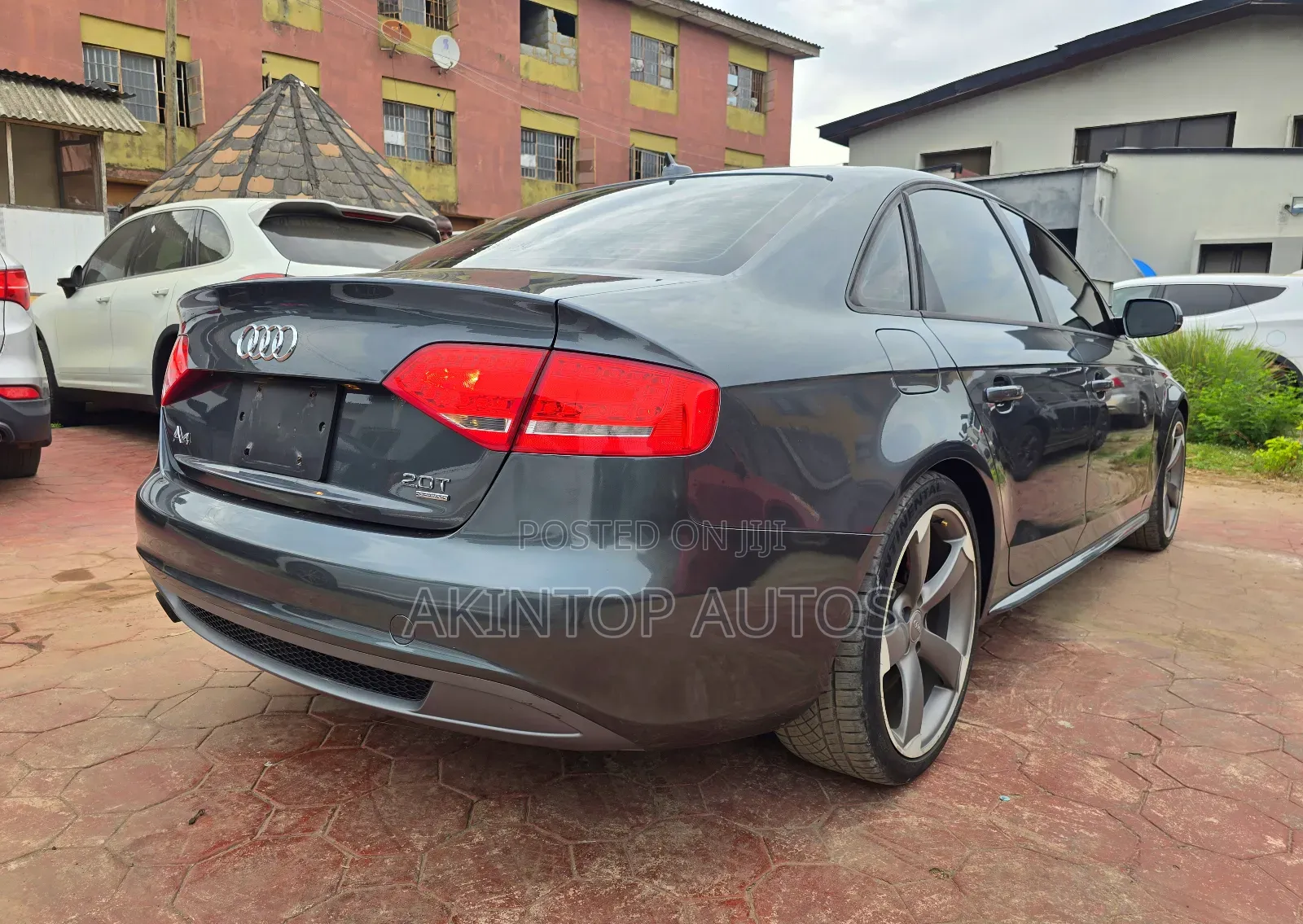 Audi A4 2.0T Premium Quattro Automatic 2011 Gray