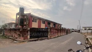16bdrm Block of Flats in Orogun Estate, Ibadan for sale