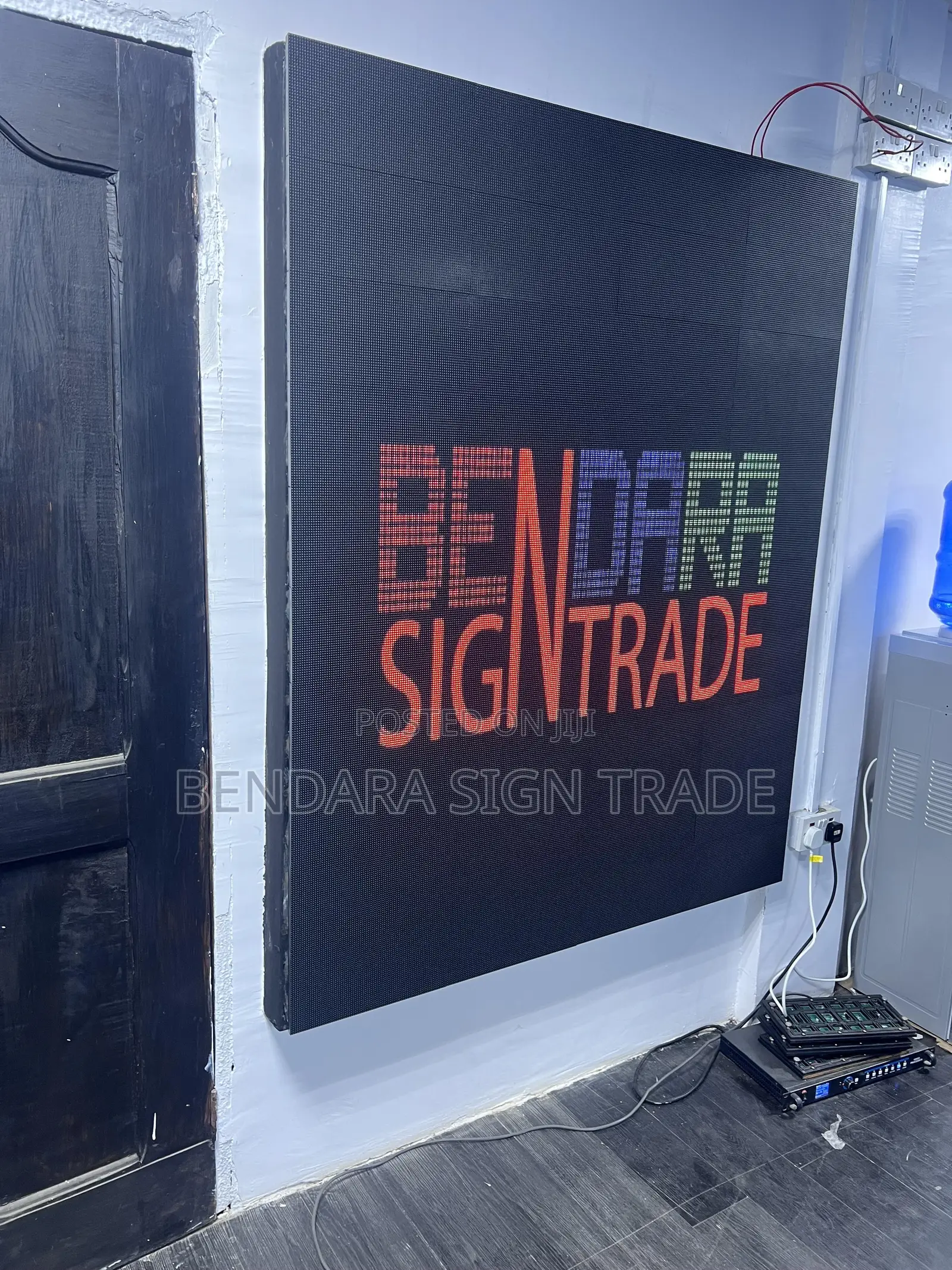 Led Screen Office