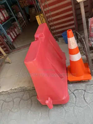 Road Diver/Road Barrier