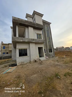 5bdrm Duplex in Credence Estate, Lugbe District for sale