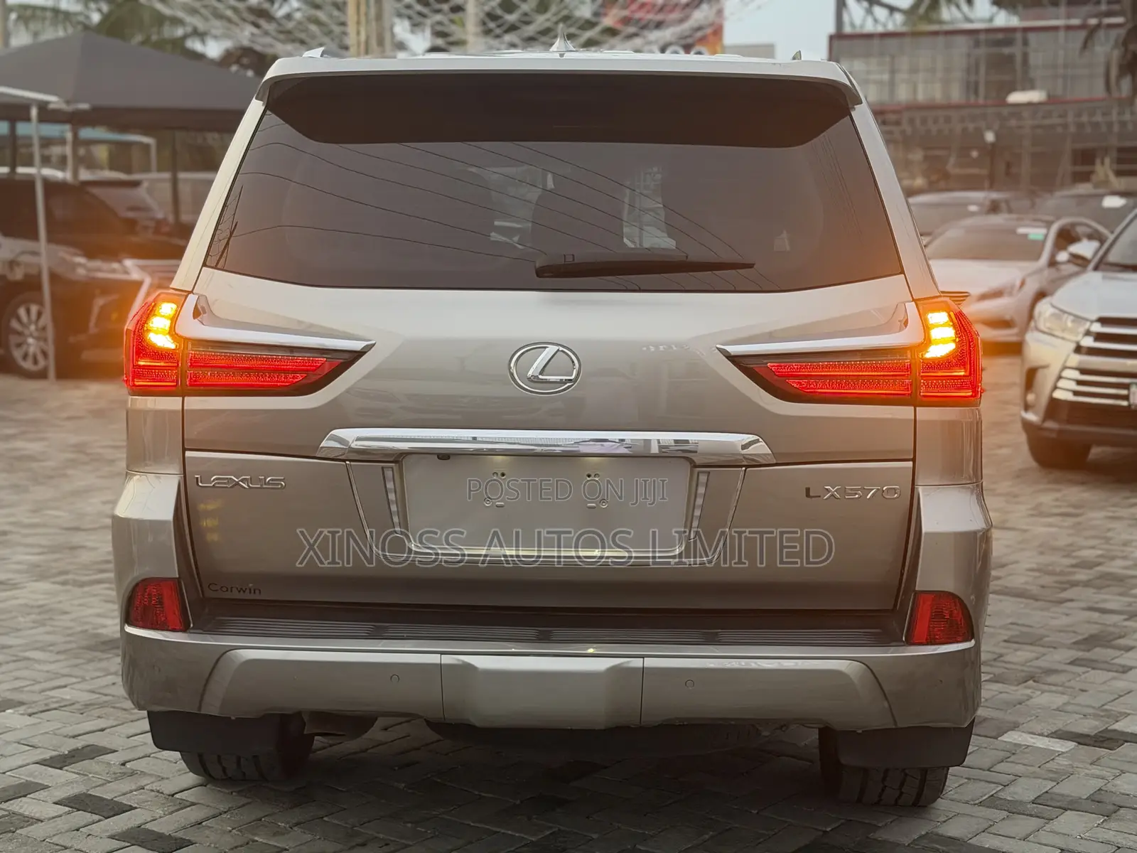 Lexus LX 570 AWD 2017 Gray