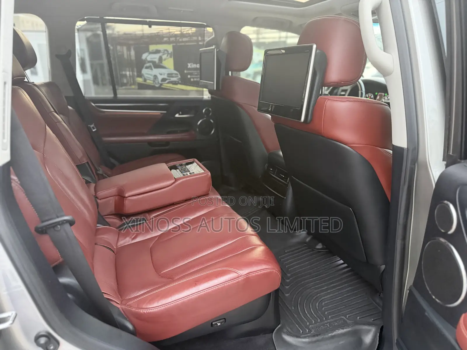 Lexus LX 570 AWD 2017 Gray