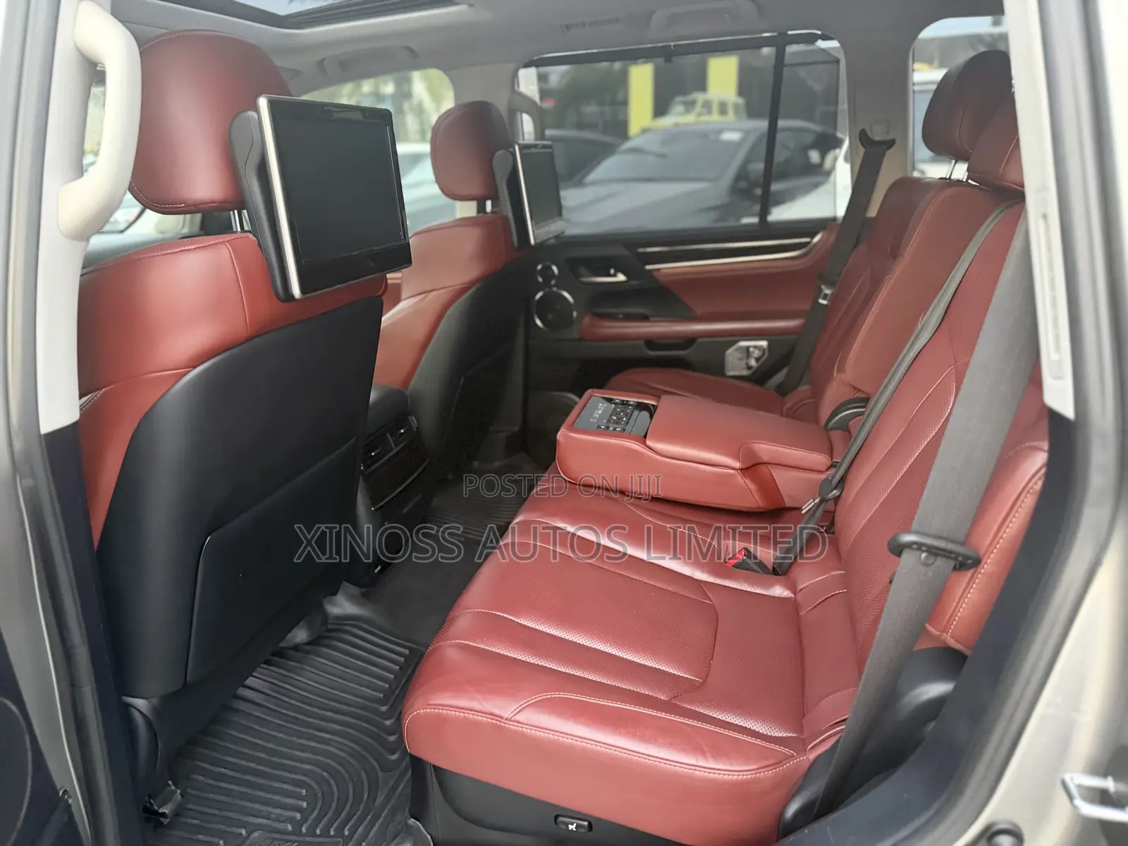 Lexus LX 570 AWD 2017 Gray