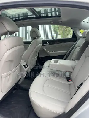 Hyundai Sonata Limited w/Brown Leather 4dr Sedan (2.4L 4cyl 6A) 2015
