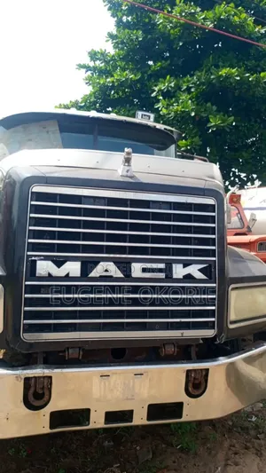 Mack Ch Chassis N Cap