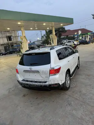Toyota Highlander 2013 White
