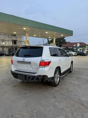 Toyota Highlander 2013 White
