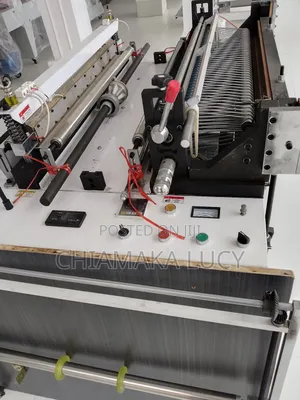 Single Deck Nylon Cutting Sealing Bag Making Machine
