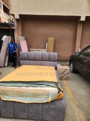 4and Half by 6ft Bubble Gray Bedframe