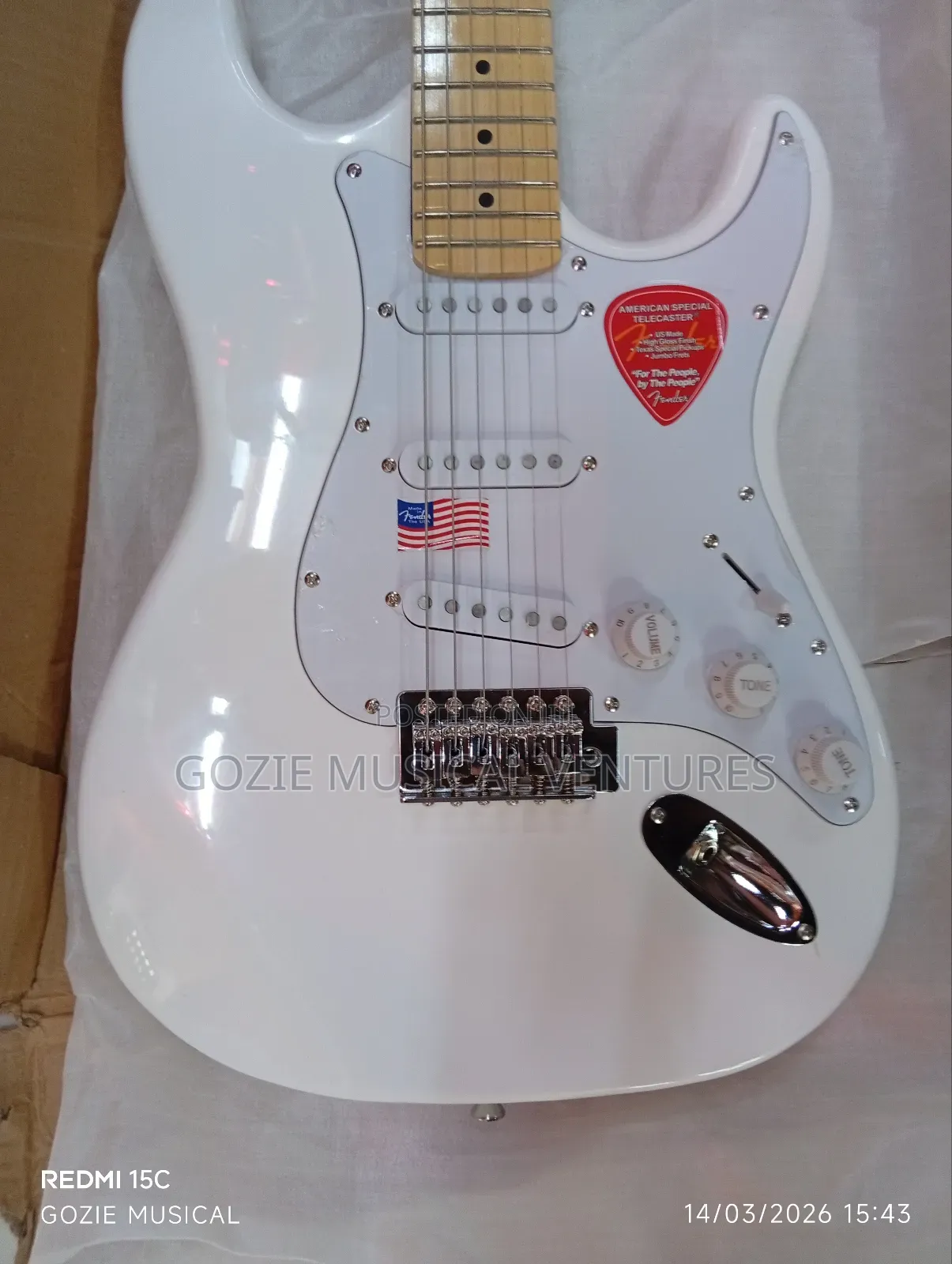 Fender Deluxe Telecaster Electric Guitar 6 Strings