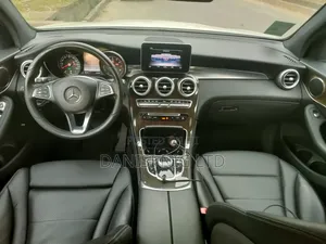Mercedes-Benz GLC-Class 2018 White