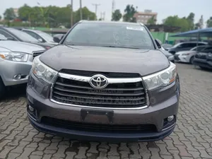 Toyota Highlander XLE V6 4x2 (3.5L 6cyl 6A) 2016 Brown