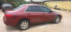 Honda Accord 2005 Red