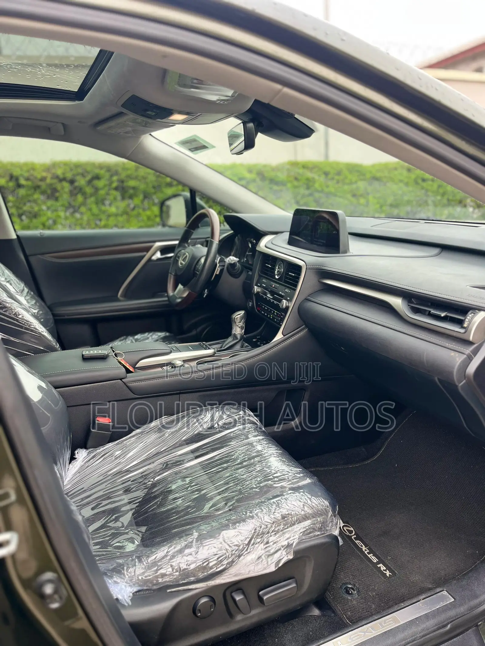 Lexus RX 2022 Black