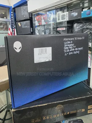 New Laptop Dell Alienware 16x Aurora 32GB Intel Core Ultra 9 SSD 2T
