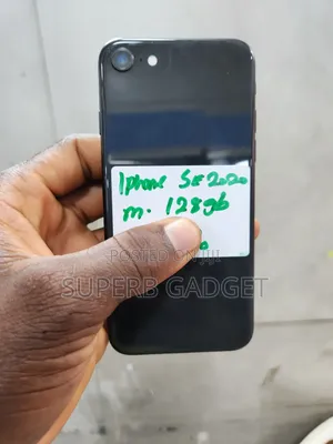 Apple iPhone SE (2020) 128 GB