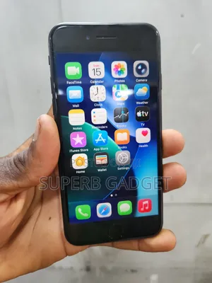 Apple iPhone SE (2020) 128 GB