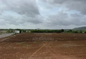 1000sqm Estate Land for Sale at Idu