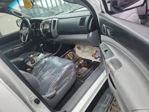 Toyota Tacoma 2015 White