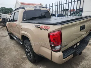 Toyota Tacoma TRD Sport 2017 Beige