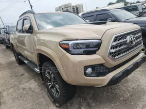 Toyota Tacoma TRD Sport 2017 Beige